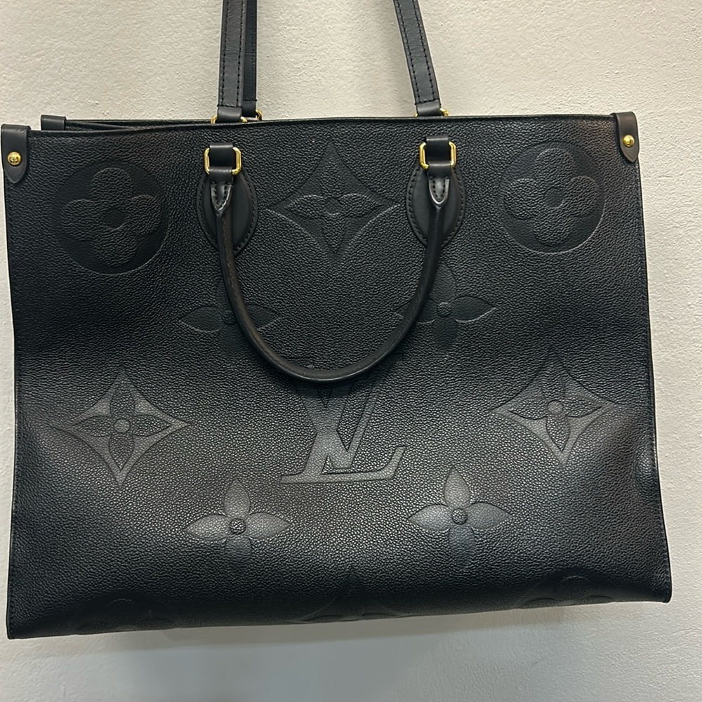 Louis Vuitton On The Go Noir Black GM